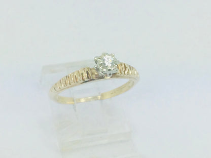 14k Yellow Gold Round Cut 6pt Diamond Illusion Set Ring