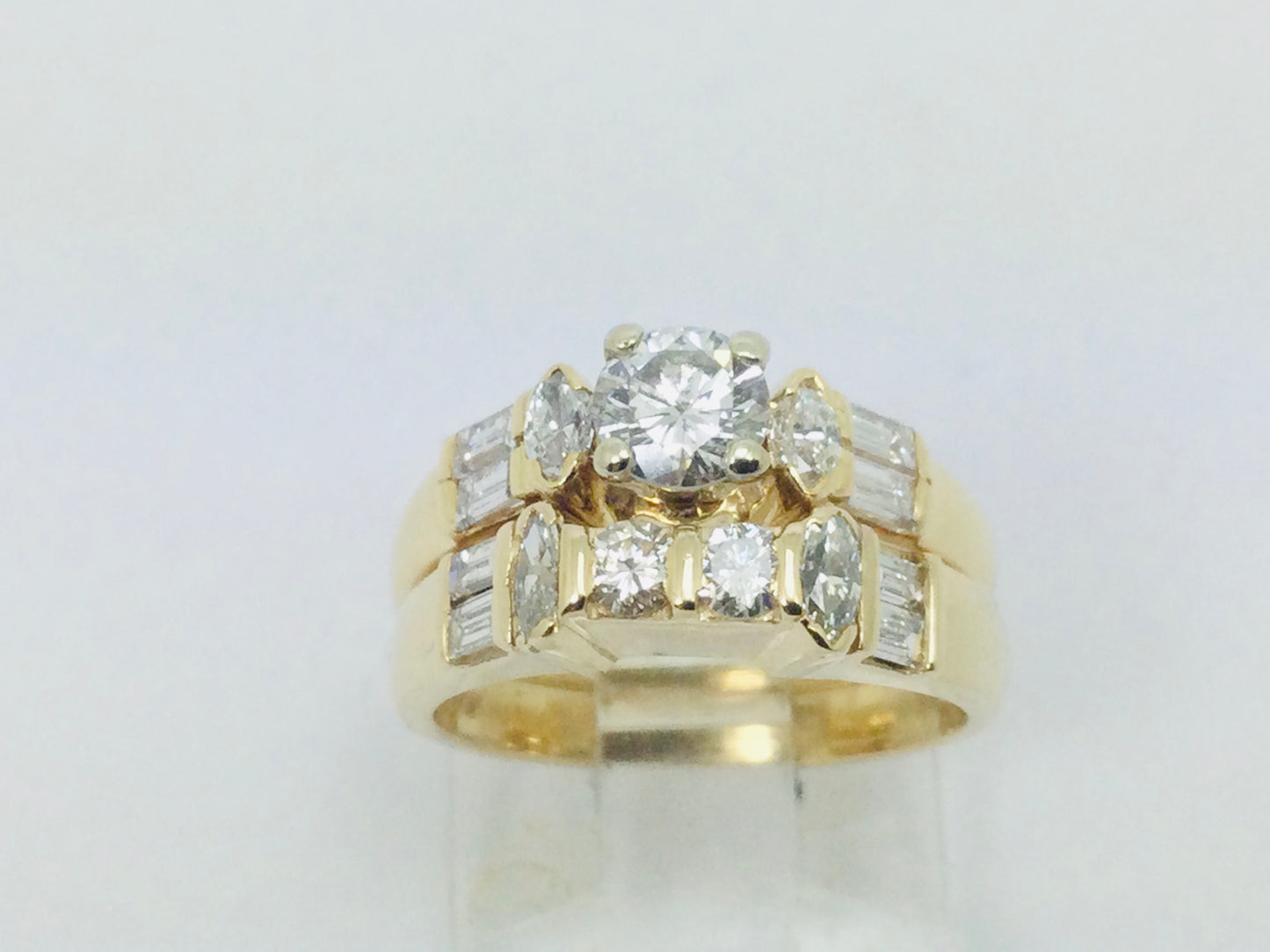 18k Yellow Gold 84pt Round Cut Diamond Engagement Ring