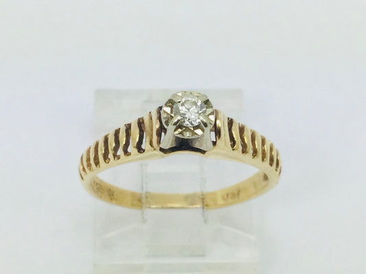 14k Yellow Gold Round Cut 7pt Diamond Illusion Set Ring