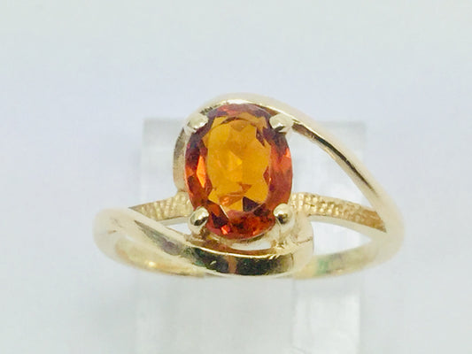 14k Yellow Gold Oval Cut Citrine November Birthstone Ring