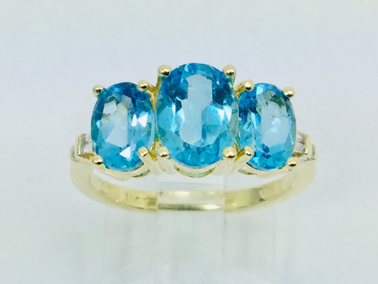 14k Yellow Gold Oval Cut Blue Topaz December Birthstone & Diamond Ring