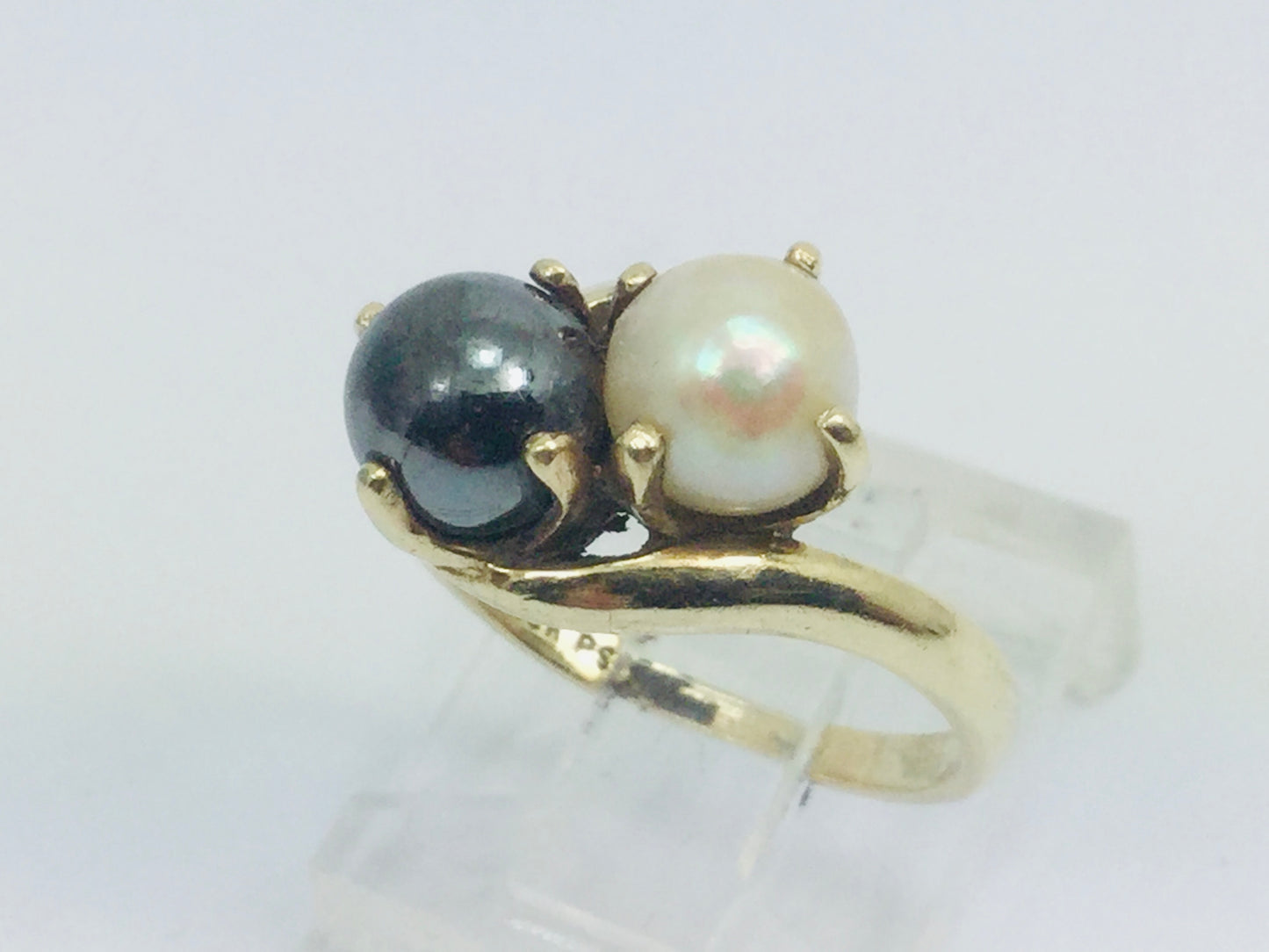 10k Yellow Gold Genuine White & Tahitian Black Pearl June Birthstone Ring